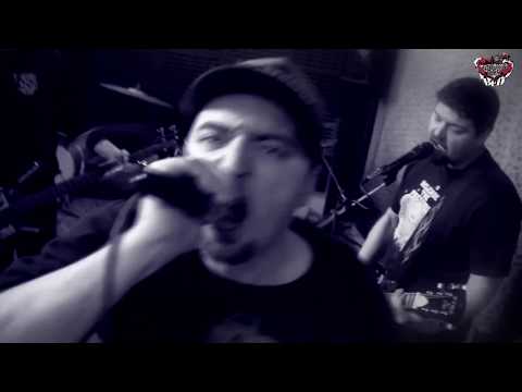 Backfliping Dog (BFD) - Backfliping dog (BFD) - Bečva separatist (Official clip 2015)