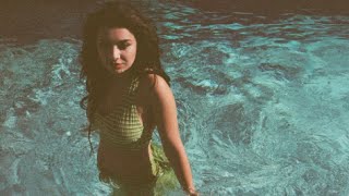 Charli XCX: Need Ur Love (Booklet Version)