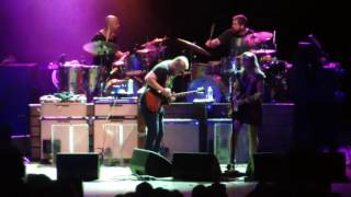 Tedeschi Trucks Band - Soul Sacrifice (Santana)