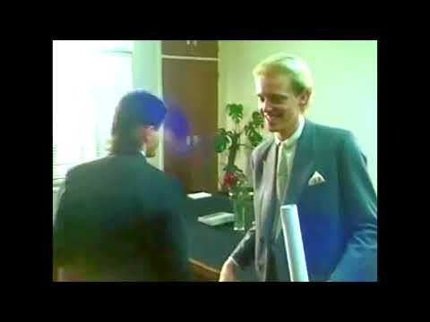 Heaven 17 - "Penthouse And Pavement" (12"). Video Mix by Myles Matisse.