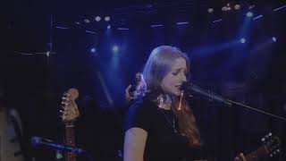 Video Tereza Balonová - Půlnoc (Live)