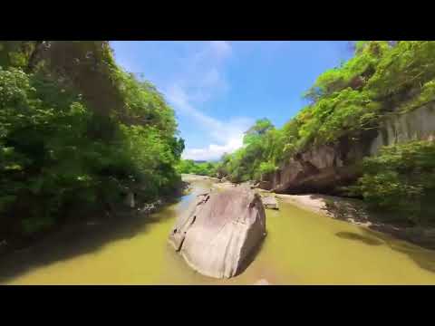 Volando cañon y río Yaguará Huila (Colombia)