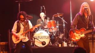 Mudcrutch.....Band Introductions....Beautiful World....5/26/16.....Denver, CO