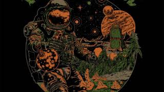 Video thumbnail for Wild Fuzz Trip - Psychodrone ft. Fuzzlord Nazareth by PedalTVchannel