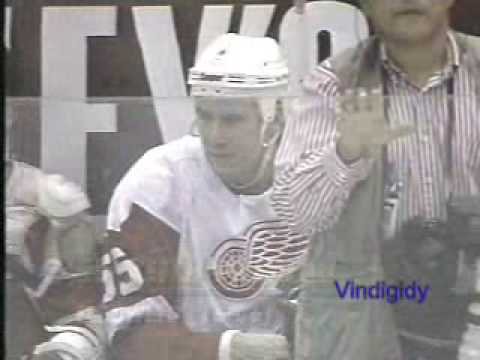 Primeau big elbow on Ruuttu 12/21/93