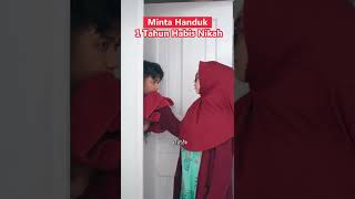 Download lagu Suami Minta Handuk mp3
