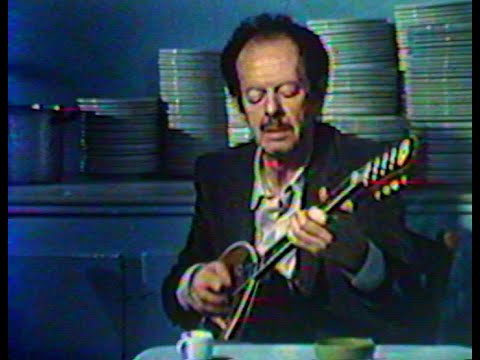 Βασίλης Τσιτσάνης, "Με παράσυρε εκείνη (Ηρωίνη)"