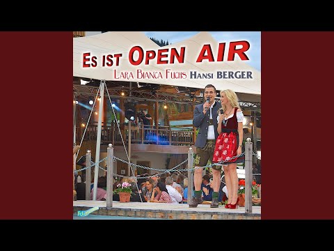 Es Ist Open Air - Lara Bianca Fuchs