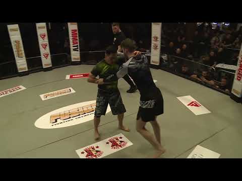 1 JAMES SAUNDERS VS TRUNGLE TANG SUBMISSION GRAPPLE