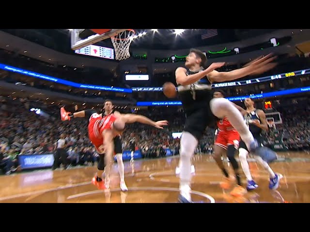 What is Grayson Allen's contract with Phoenix Suns? Closer look at key ...