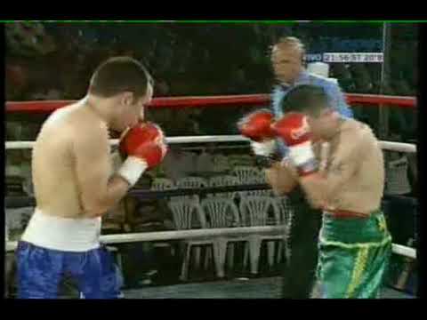 Santiago Acosta vs Roberto Sosa 02