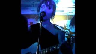 Anni B Sweet - To roll like a ball