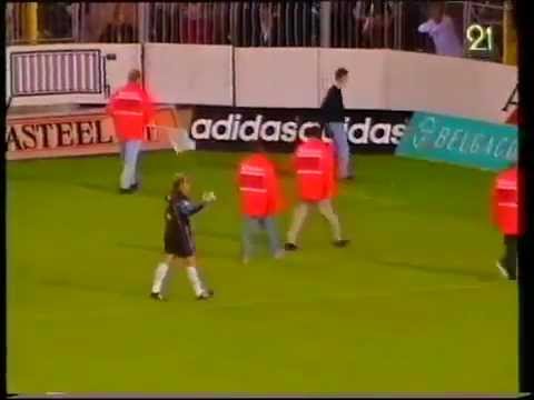 Riots-Pitchinvasion - Club Brugge vs. Antwerpen '95