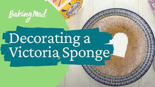 How to Decorate your Victoria Sponge 3 Ways