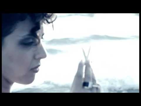 'DENTRO'    { IL SINGOLO DI CARLA MANZELLA }