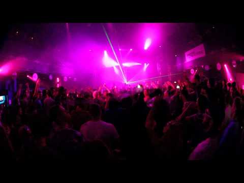 Above & Beyond pres. OceanLab vs Gareth Emery - On A Metropolis Day (Myon & Shane 54 Mashup)