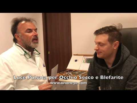 Affronti il pacco con vitamina A e con Come rimuovere borse sotto occhi a procedure cosmetology