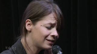 Laura Jansen - Use Somebody (Bing Lounge)