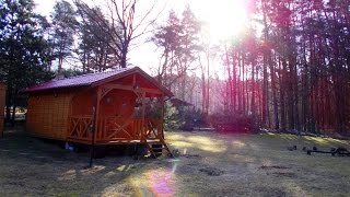 4 hours-built off grid cabin in winter morning sun