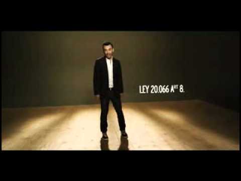 "Maricón es el que maltrata a una mujer": el eslogan de una polémica campaña en Chile