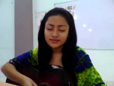 Pretty singer from Sabah