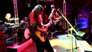 Bump and Grind - David Lee Roth Cover by &quot;Eat &#39;Em and Smile&quot;