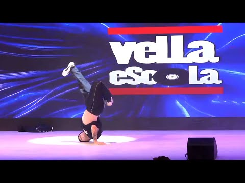 Show Breakdance Freestyle by VELLA ESCOLA