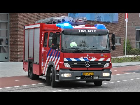 [Omkleden/Afgeschaald] PRIO 1 TS 05-9236 Brandweer Almelo met spoed naar een buitenbrand