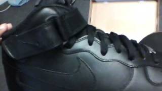 Nike Air Force 1 Full Black Reveiw