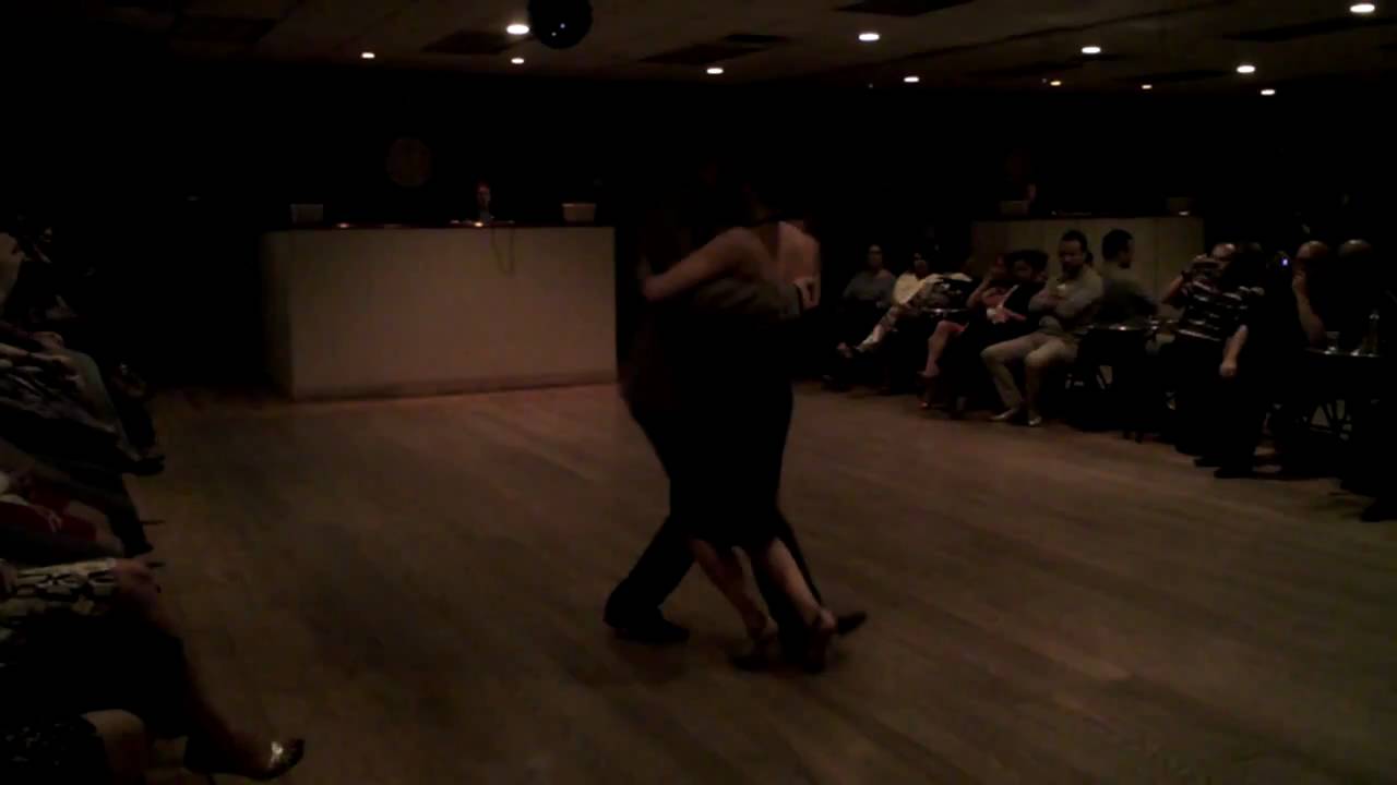 Argentine Tango: Julio Bassan & Luiza Paes (2)