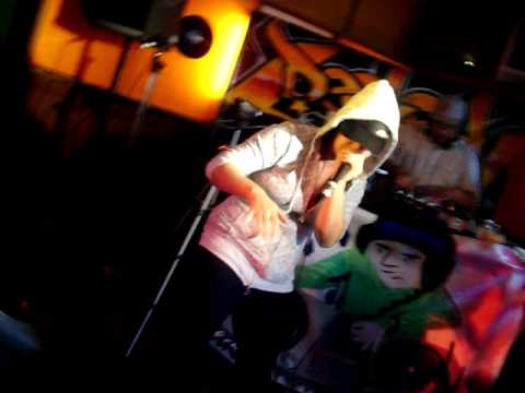 hopey @ decked out 4