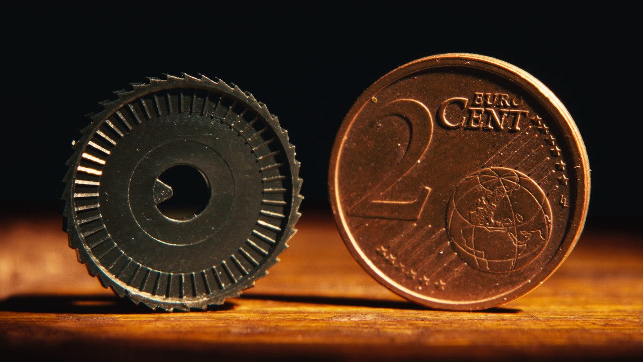 Machining the IMPOSSIBLE gear