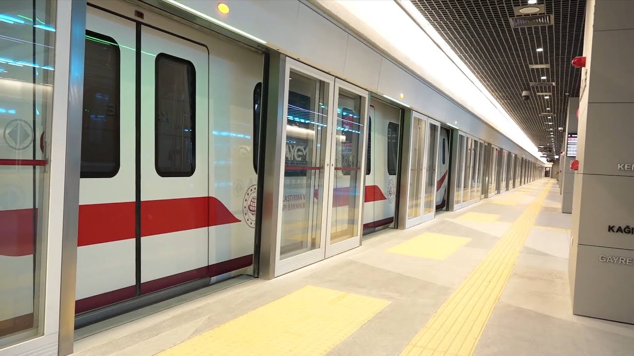 GLOBALink | China-made trains enter service in Istanbul's new metro line