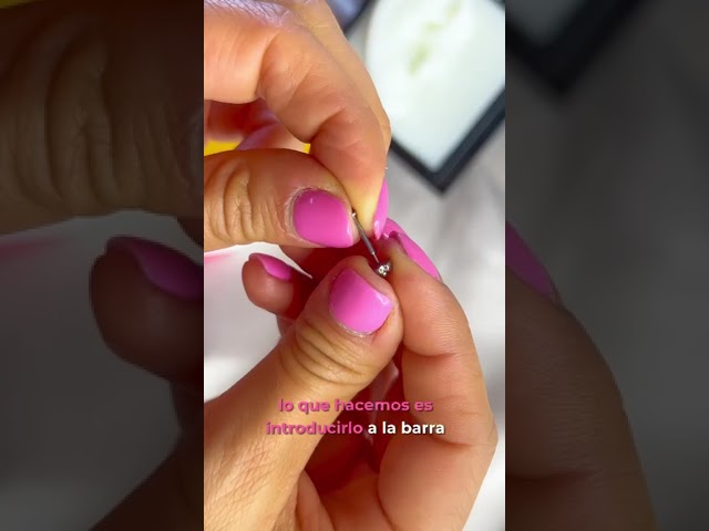Vídeo relacionado con Healeved Uñas De Geométricas Personalizadas De Moda Cuerpo Micro Piercing Único Joyería Sencilla