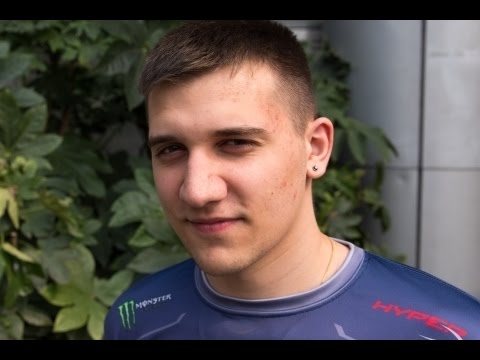 Presenting You The Best Carry in the World - Arteezy's Anti Mage