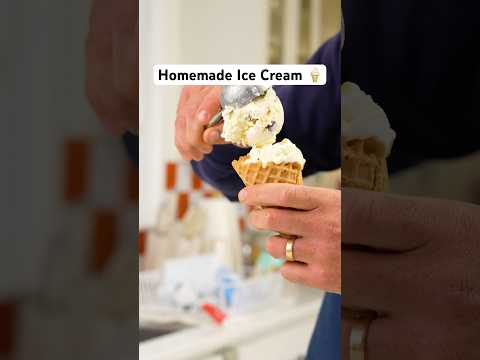 How to Make 3-Ingredient No Churn Ice Cream at Home! 🍦