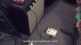 Video thumbnail for Dirty Boy AFRO FUZZ (guitar pedal) by bigcitymusic