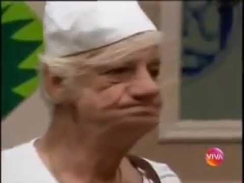 Seu Mazarito (Costinha) - Escolinha do Professor Raimundo -  Bixinha querendo fazer cirurgia