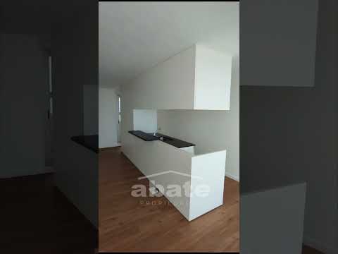 Video de YouTube - Apartamento en Alquiler de 2 dormitorios con  Garage en Barrio Sur, Montevideo