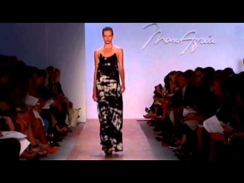 Max Azria Spring 2011