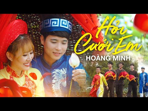 Thể hiện bởi Hoàng Minh