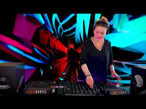 RELEVANCE 21 pres. GIGEE