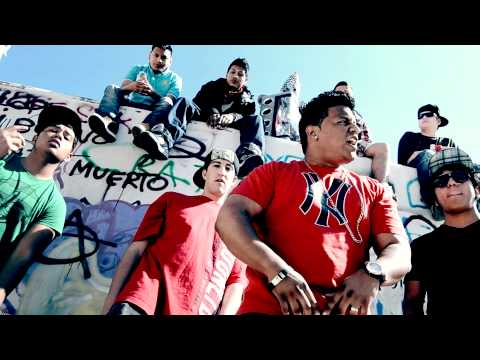 Versos Klaves: "Y en la calle" VIDEOCLIP OFICIAL FULL HD  (Kiyo Prod.)