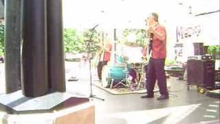 Beloved Invaders - Mr Moto - 2009-06-19