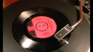 JOHN CLEESE &amp; THE 1948 SHOW CHOIR - &#39;The Ferret Song&#39; - 1967 45rpm