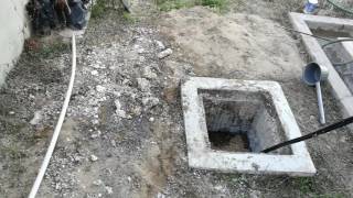 Sedut &amp; rodok manhole kumbahan tersumbat.