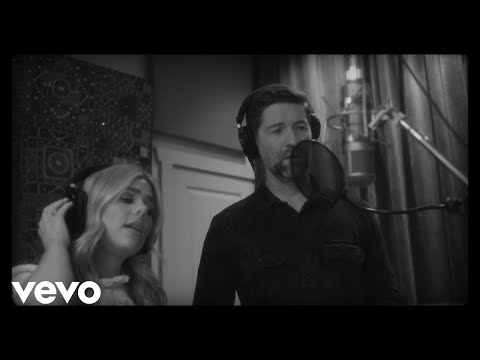 Anne Wilson - The Manger (with Josh Turner) (Official Lyric Video)