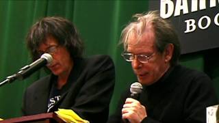 I Slept with Joey Ramone - Mickey Leigh &amp; Legs McNeil