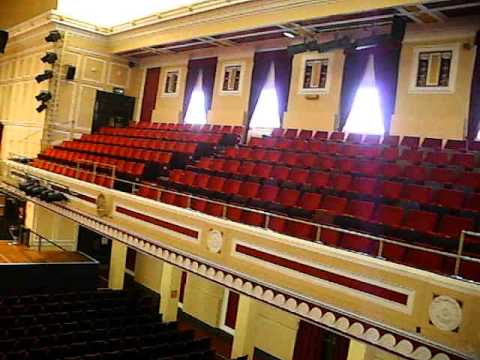 NEWCASTLE CITY HALL.