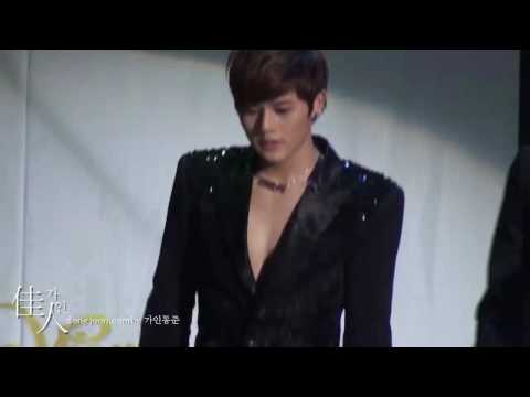 [Fancam] Ze:A dongjun - Love coach